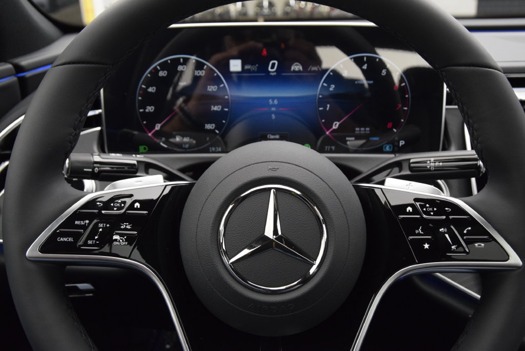 New 2027 Mercedes-Benz E 450 4MATIC Sedan image 23