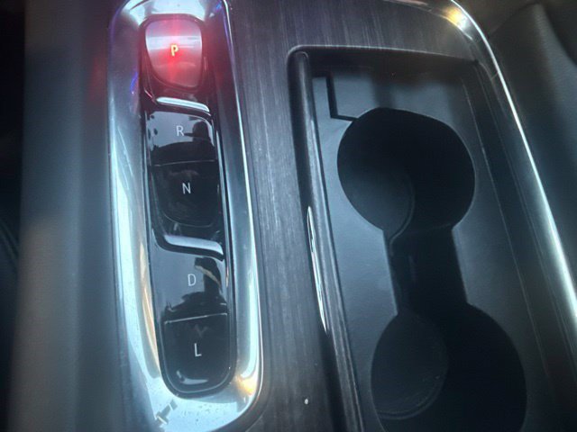Used 2024 Buick Enclave Avenir AWD/4WD image 17
