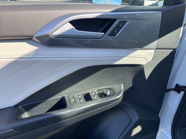 New 2025 Volkswagen Taos SEL AWD/4WD image 13