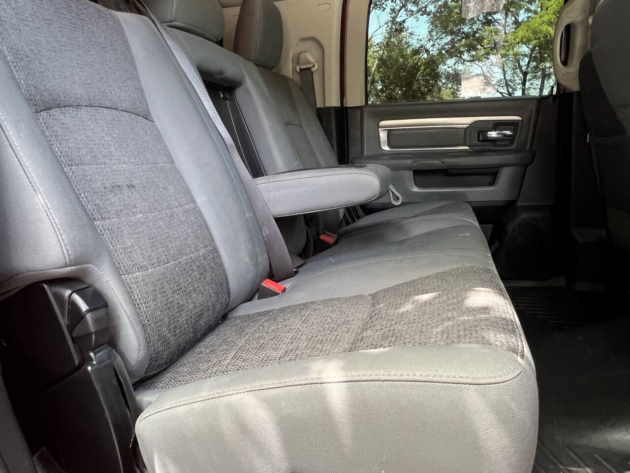 Used 2018 RAM 3500 Lone Star AWD/4WD image 34