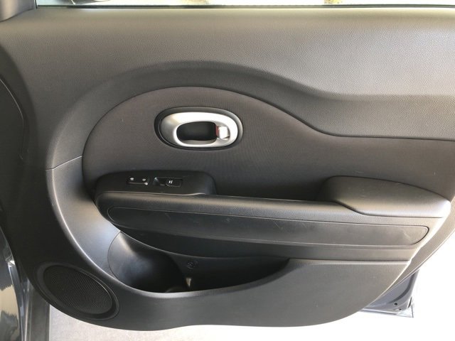 Used 2016 Kia Soul + image 51