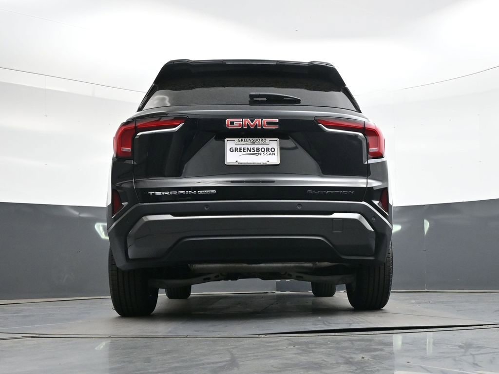 Used 2025 GMC Terrain Elevation AWD/4WD image 38