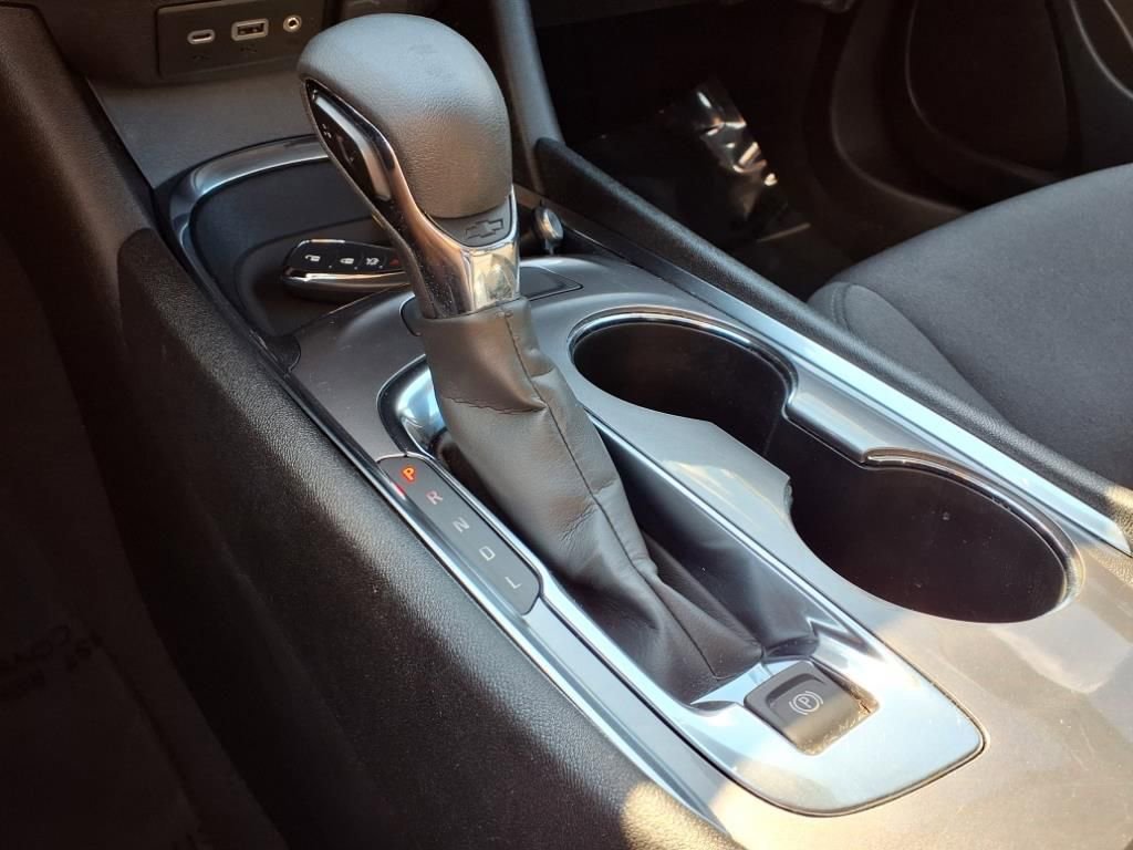 Used 2023 Chevrolet Malibu LT image 15