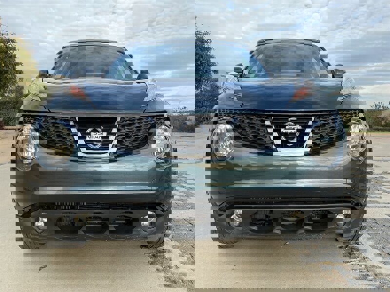 Used 2011 Nissan Juke SL image 3