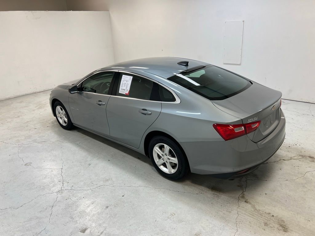 Used 2025 Chevrolet Malibu LS image 5
