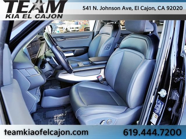 Certified 2024 Kia EV9 Light Long Range RWD image 17