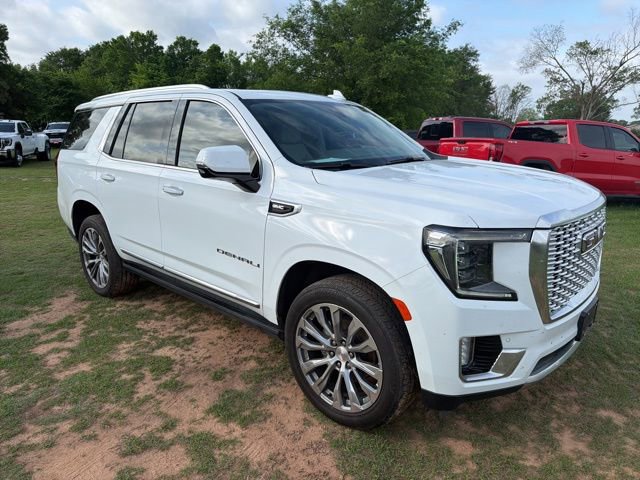 Used 2021 GMC Yukon Denali w/ Denali Premium Package image 2