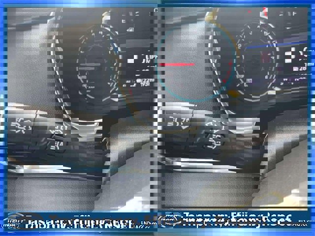 Used 2023 Chevrolet Traverse RS image 25