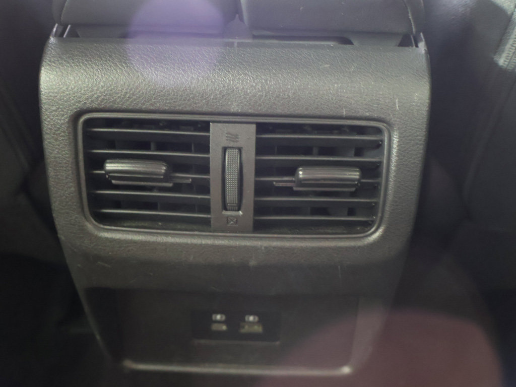 Used 2023 Nissan Rogue SV AWD/4WD image 44