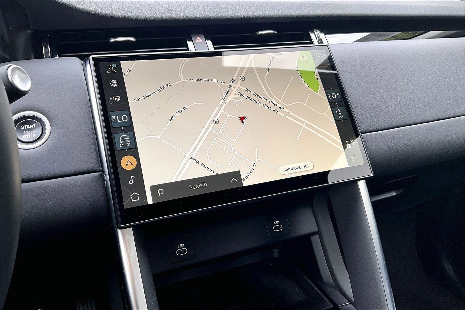 Used 2024 Land Rover Discovery Sport S image 22