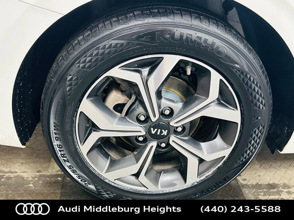 Used 2020 Kia Forte LXS image 32