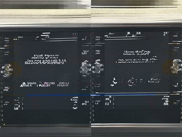 Certified 2022 Volkswagen Taos SE image 13