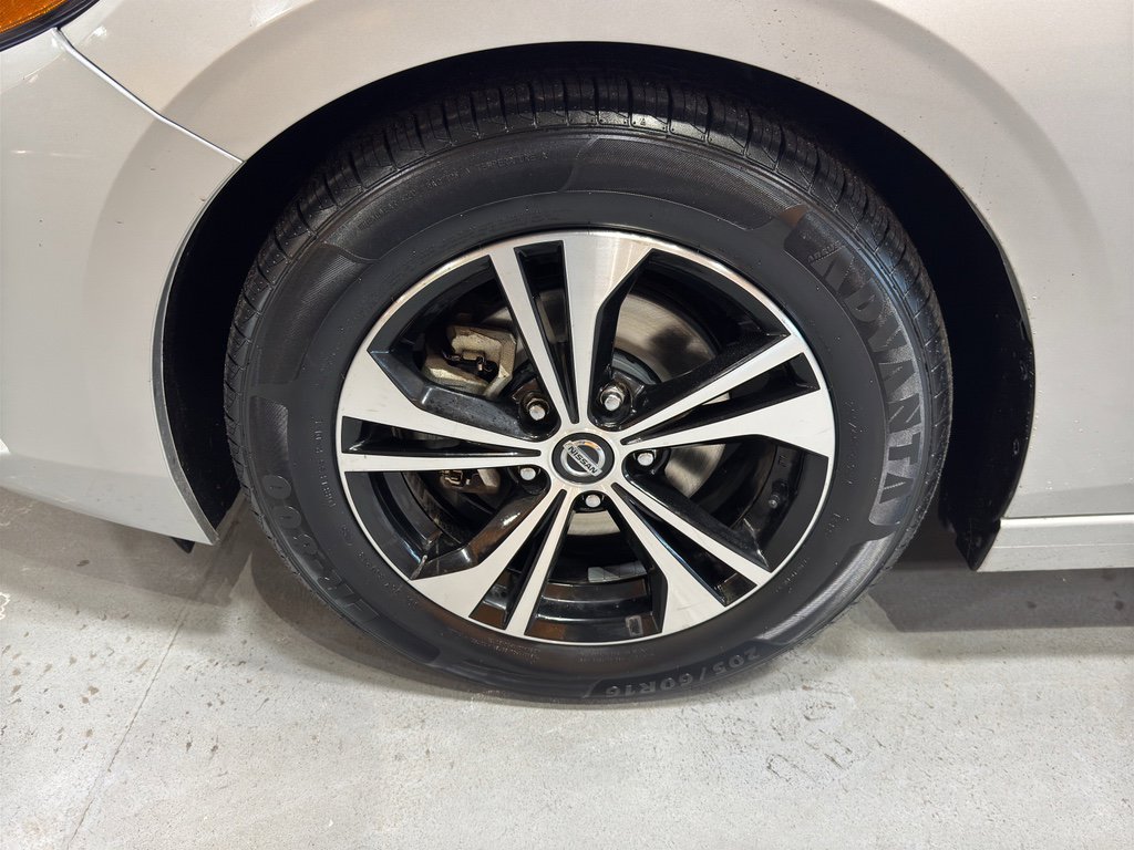 Used 2023 Nissan Sentra SV image 9