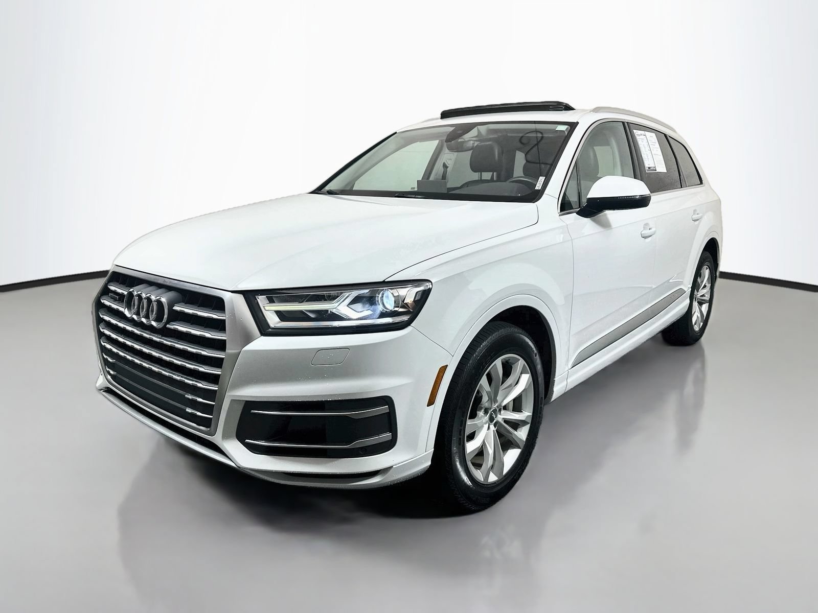 Used 2017 Audi Q7 2.0T Premium AWD/4WD image 3