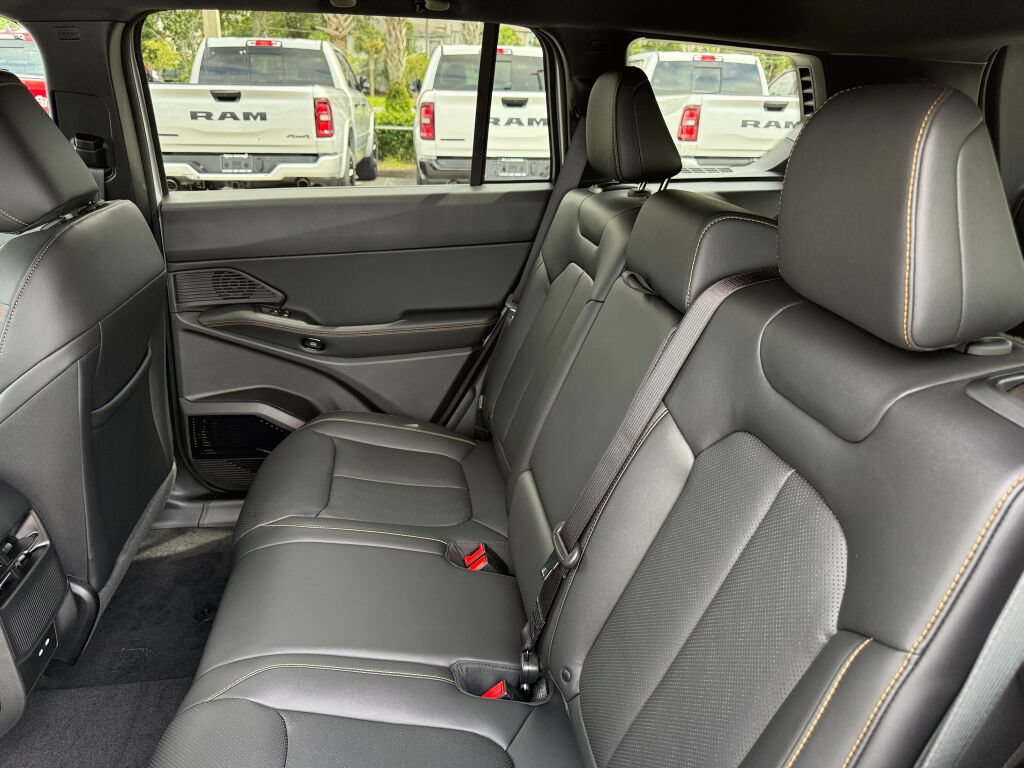 New 2026 Jeep Cherokee Limited AWD/4WD image 11