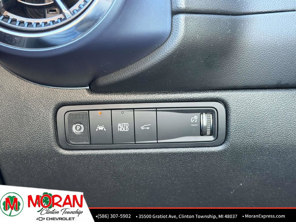 Used 2025 Chevrolet Equinox EV LT w/ Convenience Package FWD image 27