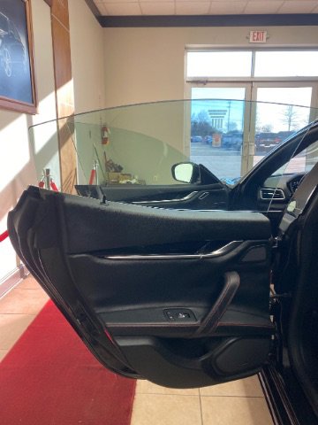 Used 2019 Maserati Ghibli S GranSport image 13