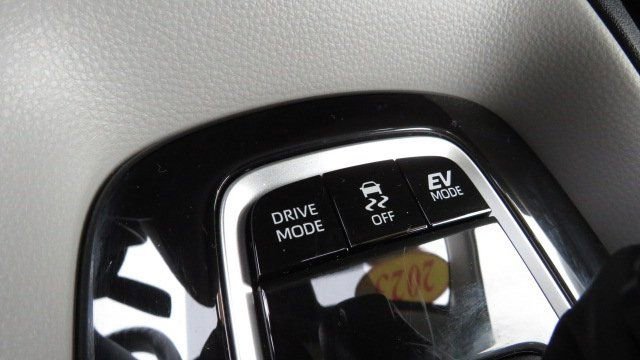 Used 2023 Toyota Corolla LE image 18