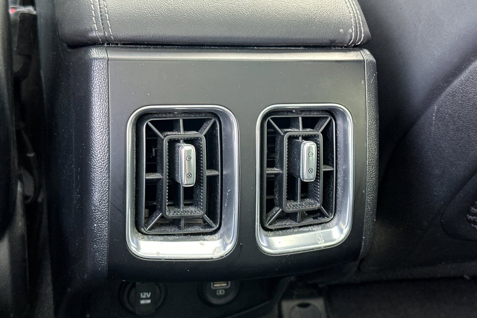 Used 2024 Kia Sorento EX w/ Panoramic Sunroof Package AWD/4WD image 43