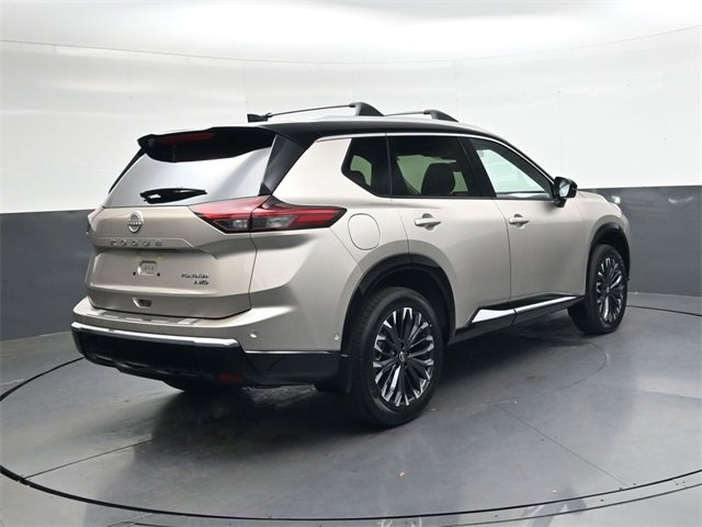 New 2026 Nissan Rogue Platinum image 4