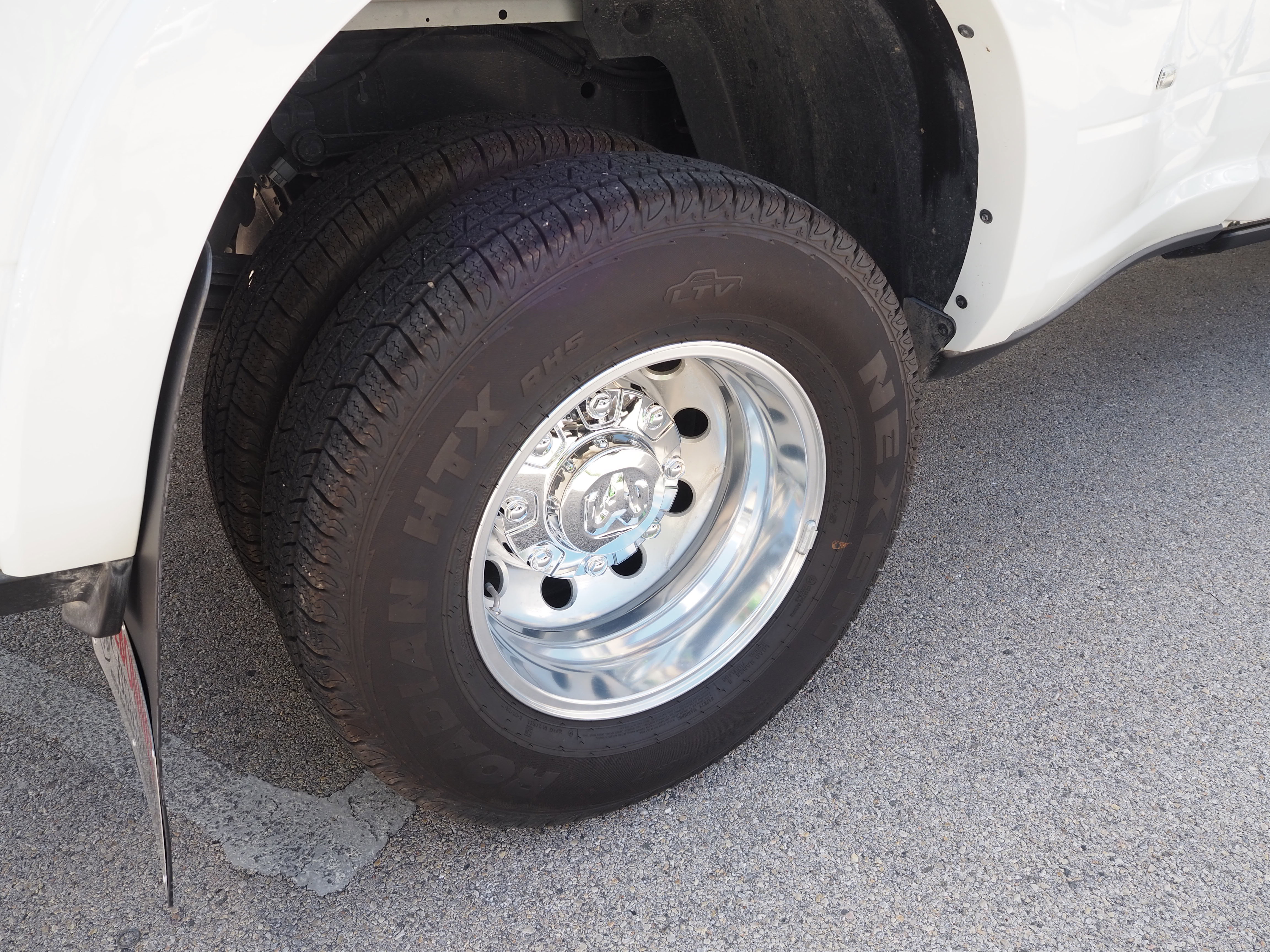 New 2025 RAM 3500 Limited image 6