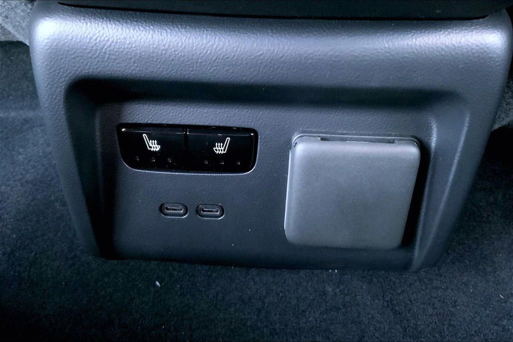 New 2026 Cadillac Optiq Sport 2 image 20