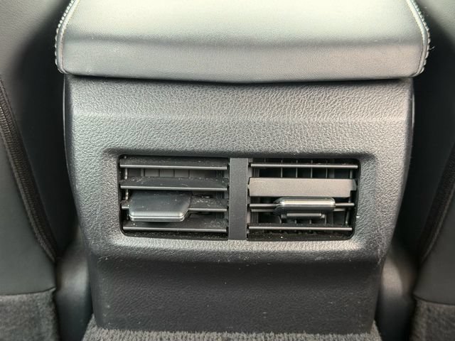 Used 2016 Lexus IS 200t w/ Premium Package RWD image 16
