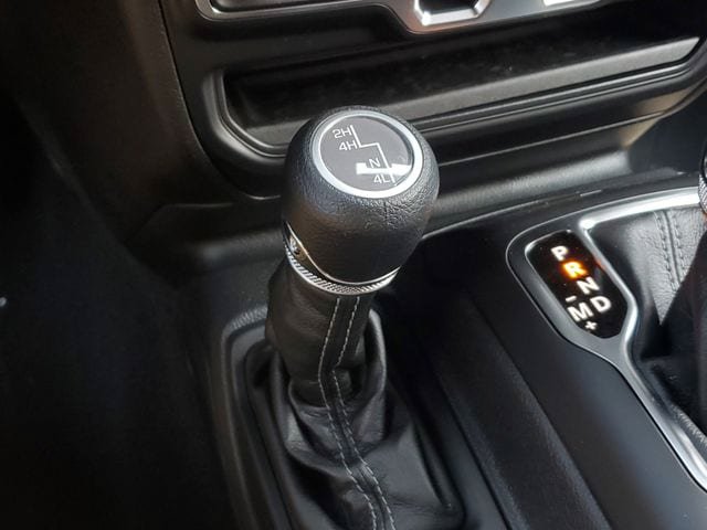 New 2025 Jeep Gladiator Sport AWD/4WD image 30