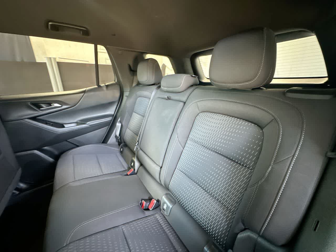 Used 2025 Chevrolet Equinox LT AWD/4WD image 22