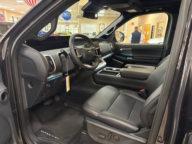 New 2026 Ford Expedition Tremor image 9