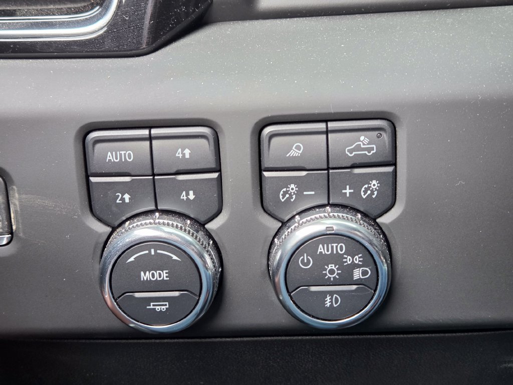 Used 2025 GMC Sierra 1500 Denali Ultimate AWD/4WD image 19