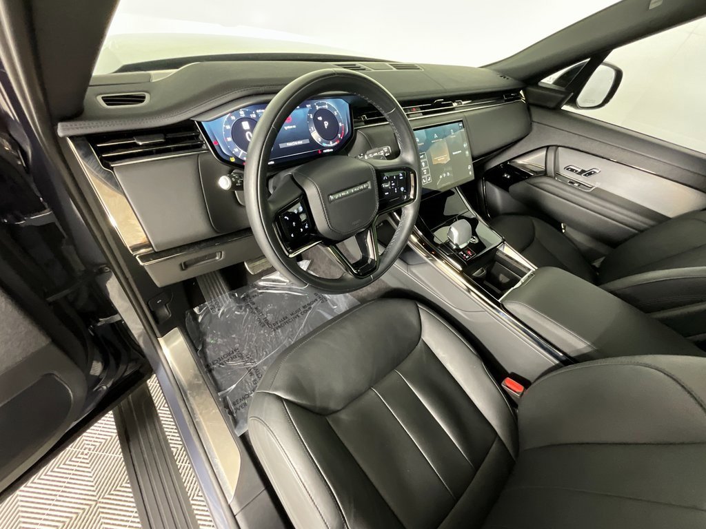 Certified 2024 Land Rover Range Rover Sport Dynamic SE image 15
