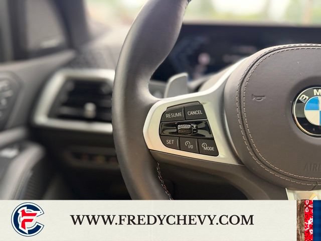 Used 2025 BMW X7 M60i AWD/4WD image 14