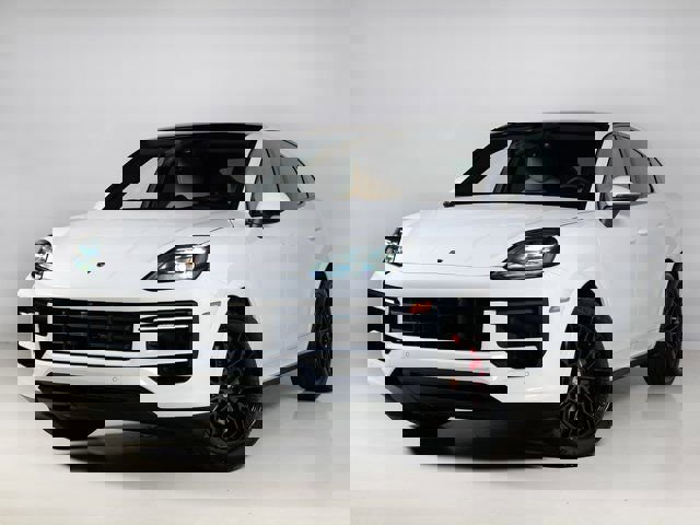 New 2025 Porsche Cayenne S image 1