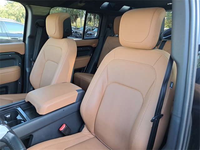 Used 2024 Land Rover Defender 110 S image 18