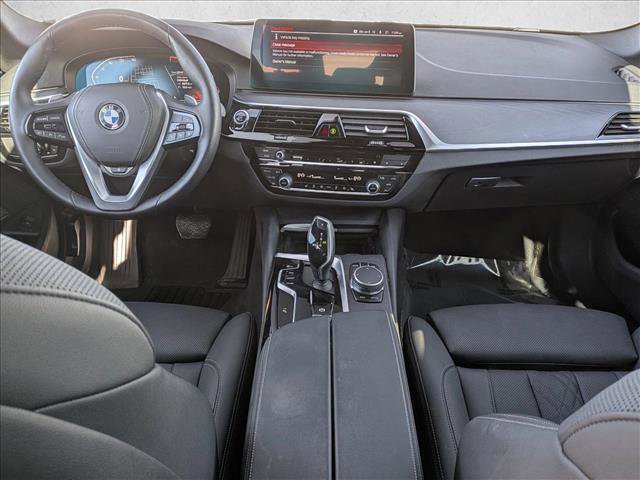 Used 2023 BMW 530i xDrive w/ Premium Package image 19