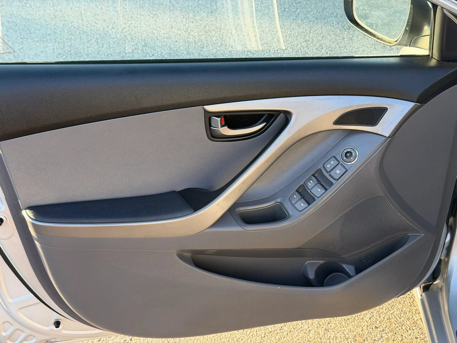 Used 2013 Hyundai Elantra GLS FWD image 22