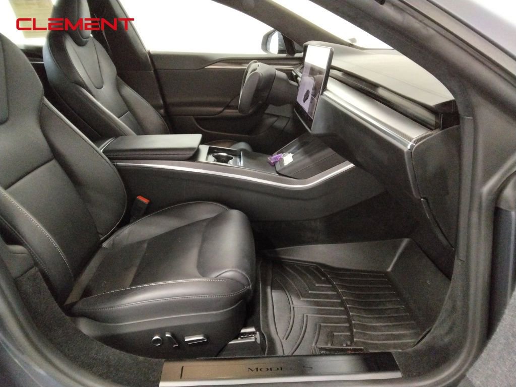 Used 2021 Tesla Model S Plaid image 34