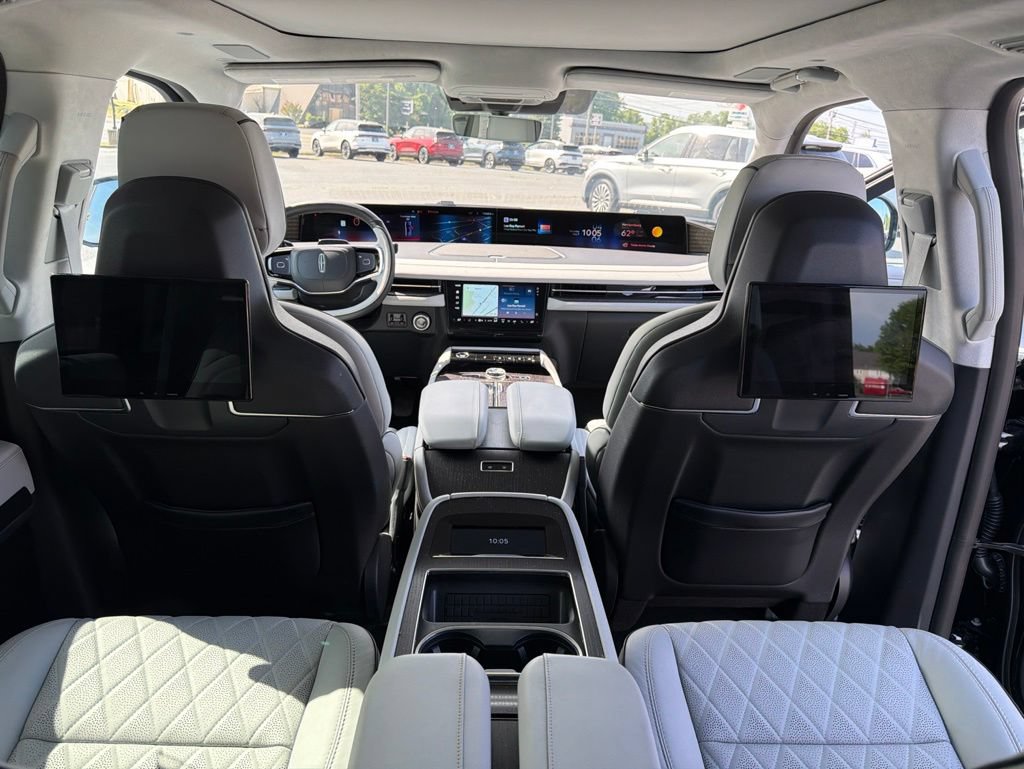 Certified 2025 Lincoln Navigator L Black Label AWD/4WD image 27