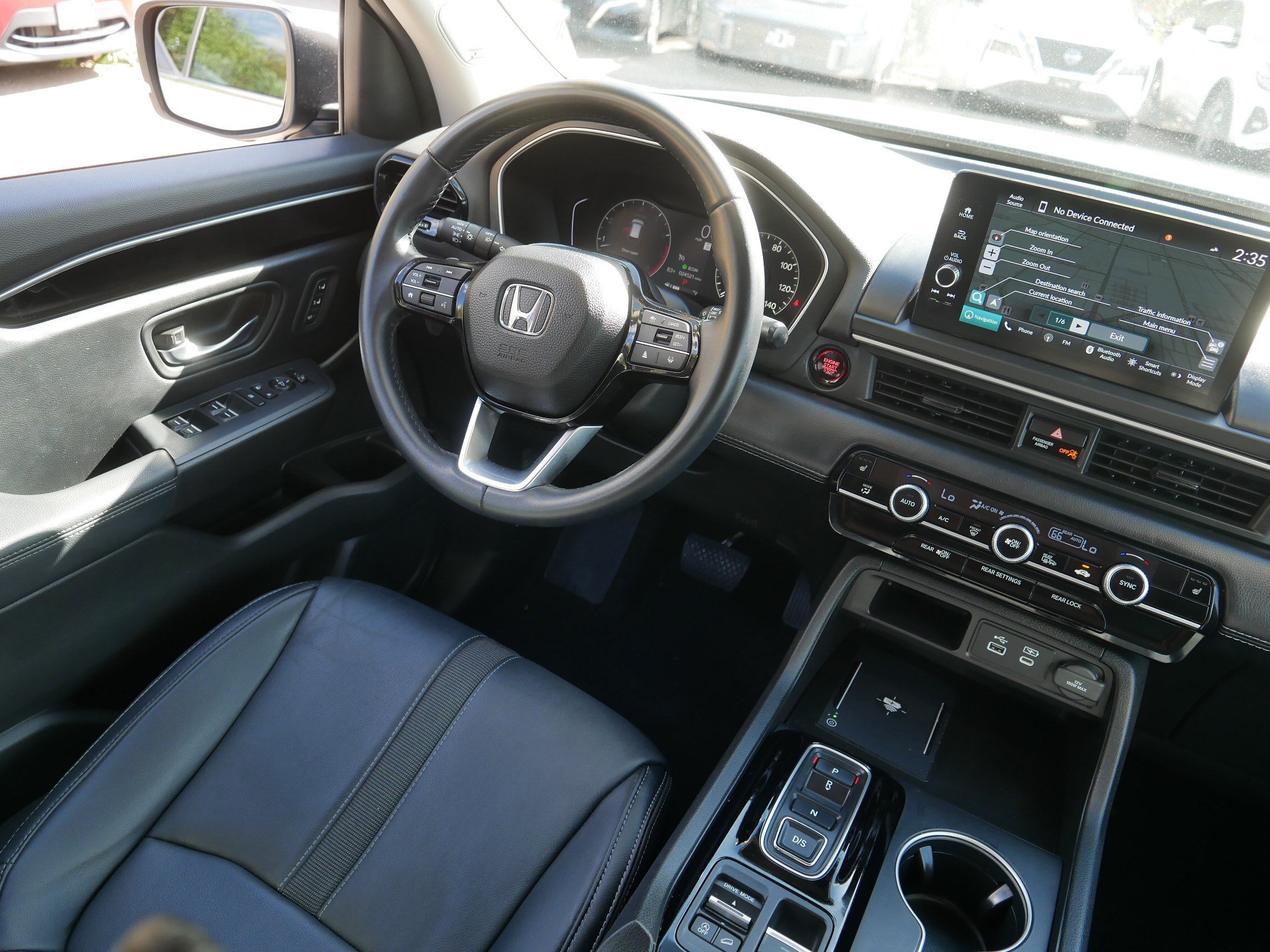 Used 2024 Honda Pilot Touring image 9