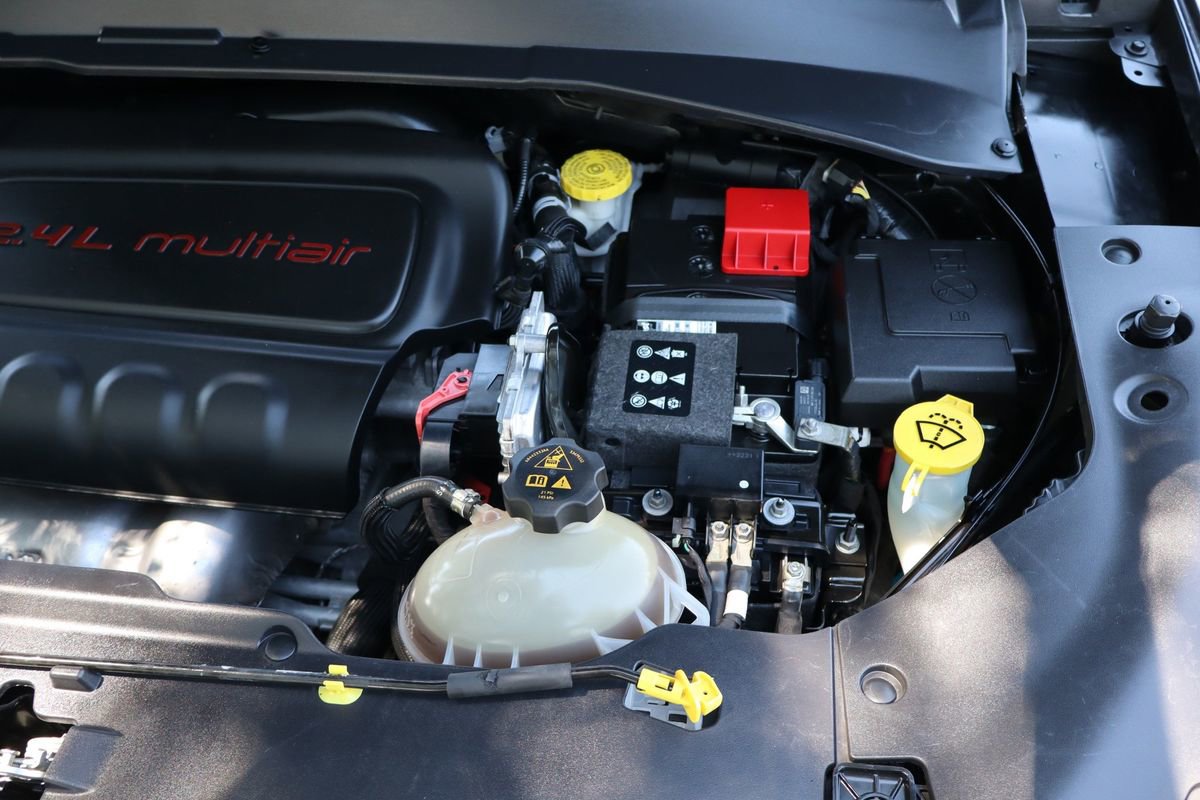 Used 2022 Jeep Compass Limited image 44