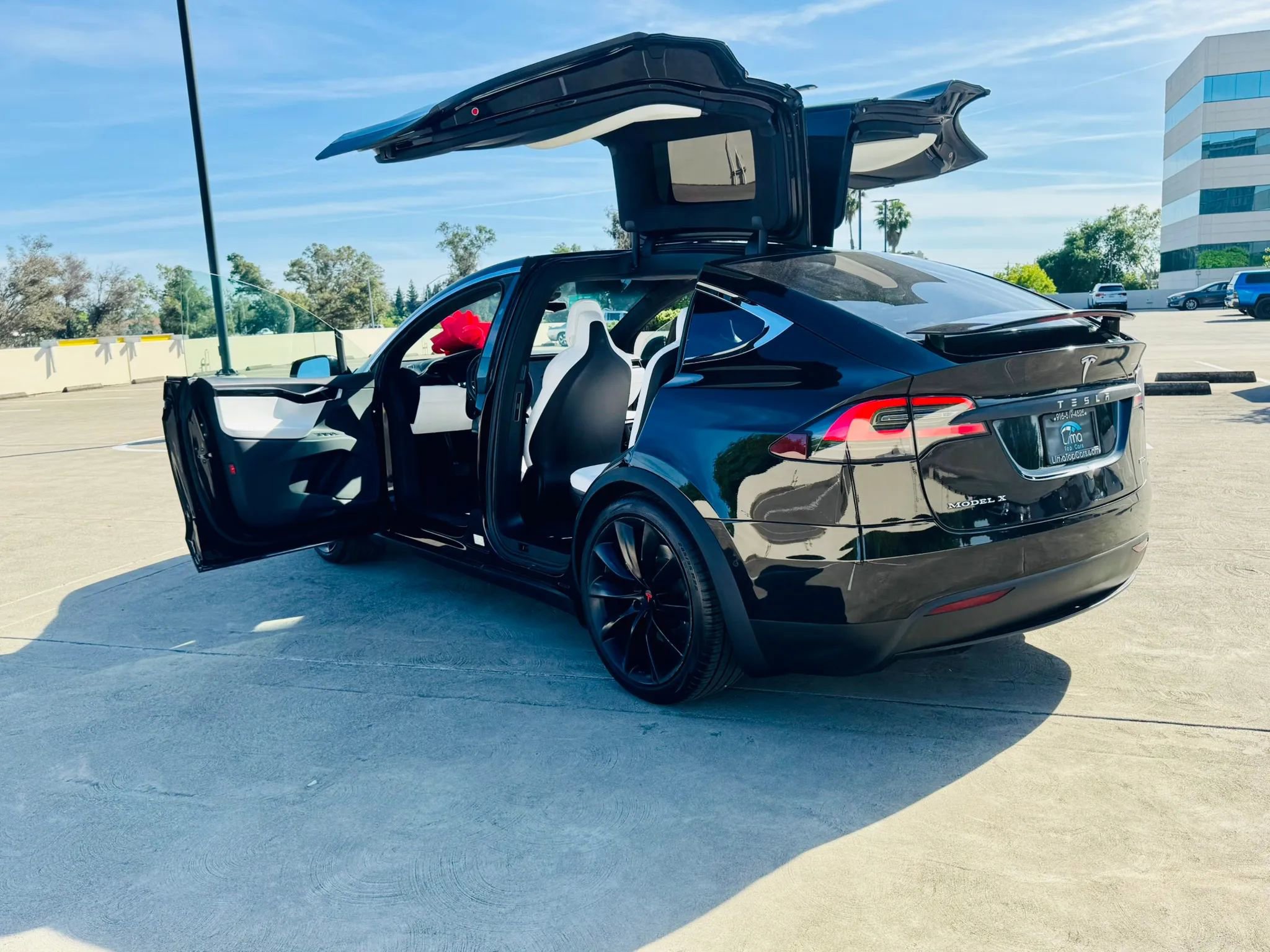 Used 2019 Tesla Model X 100D image 7