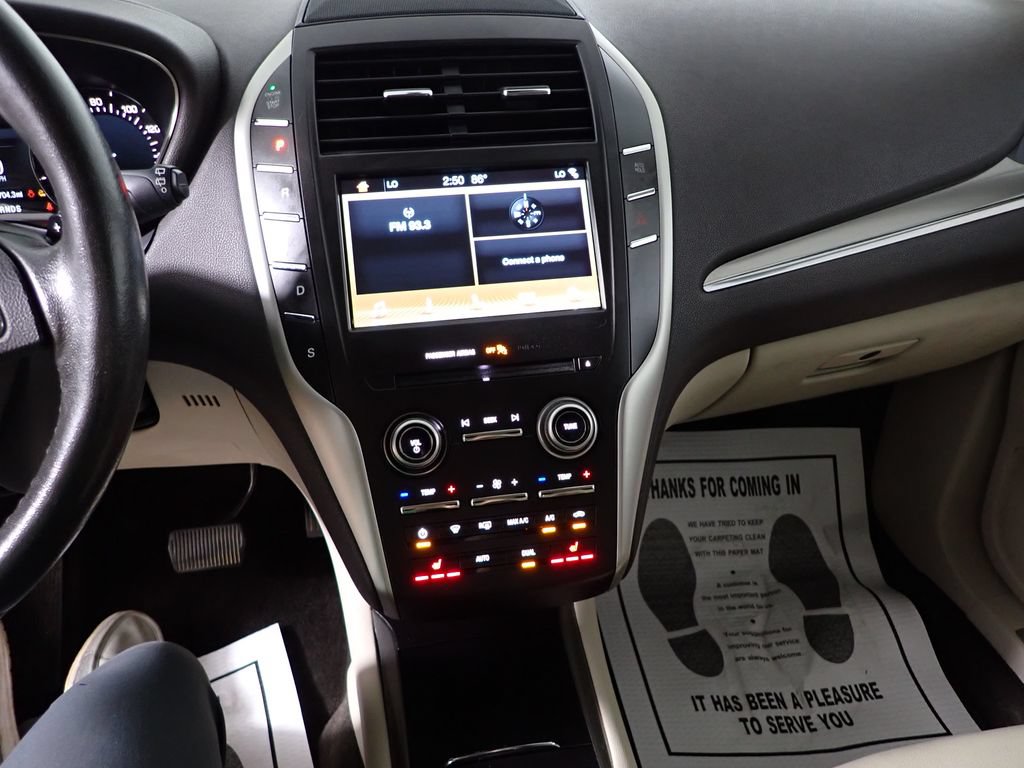 Used 2017 Lincoln MKC Premiere AWD/4WD image 29