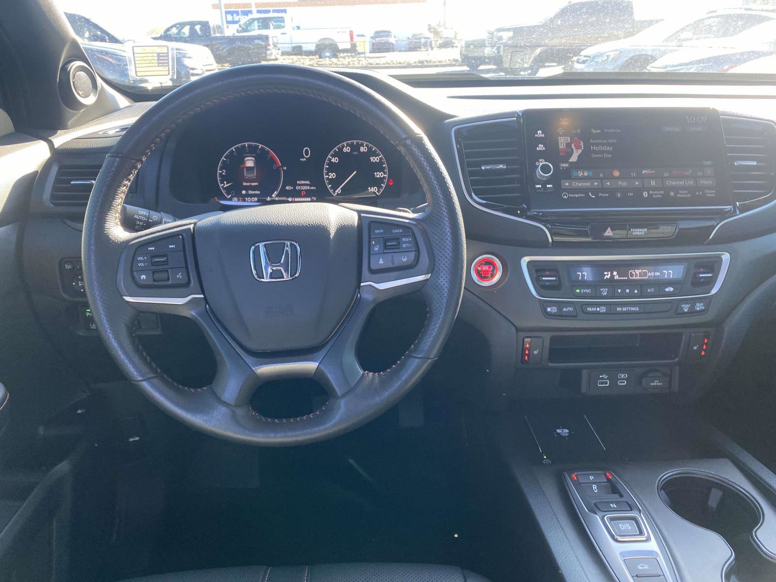 Used 2025 Honda Ridgeline TrailSport image 12