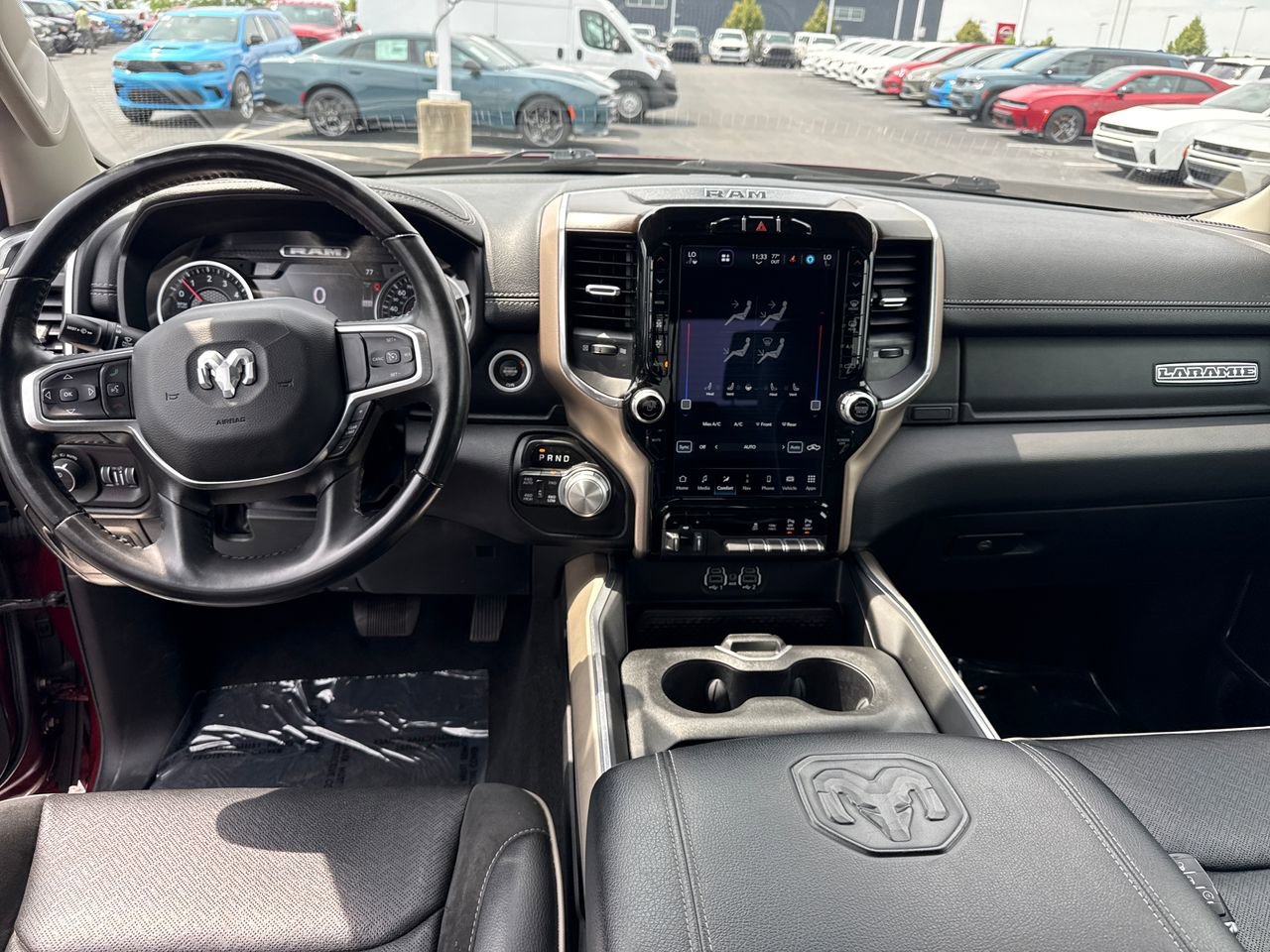 Used 2022 RAM 1500 Laramie AWD/4WD image 13