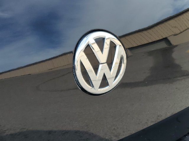 Used 2019 Volkswagen Golf R 4-Door AWD/4WD image 29