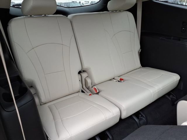 Used 2024 Buick Enclave Essence w/ Experience Buick Package image 24