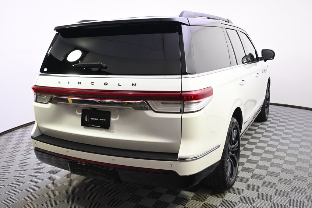 Used 2023 Lincoln Navigator Black Label AWD/4WD image 6
