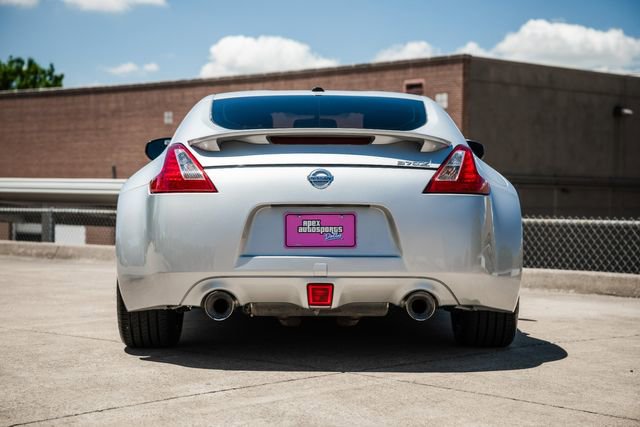 Used 2009 Nissan 370Z Touring w/ Sport Pkg image 15