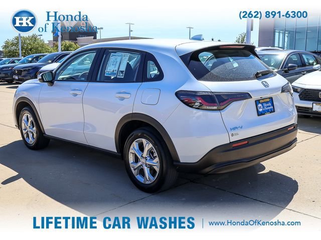 Used 2023 Honda HR-V LX image 3